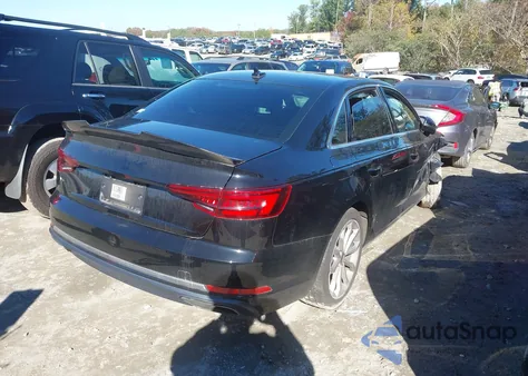 2019 Audi A4 40 Premium/40 Titanium Premium из США, поврежденный, VIN WAUGMAF44KN005398